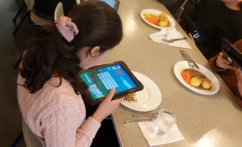 Läs mer om artikeln App med inbyggd AI hjälpte elever minska matsvinn
