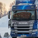 Trots hög efterfrågan på ellastbilar – Scania spår lång framtid för förbränningsmotorn